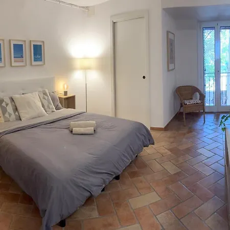 Dans Agreable Maison De Centre Historique De רימיני