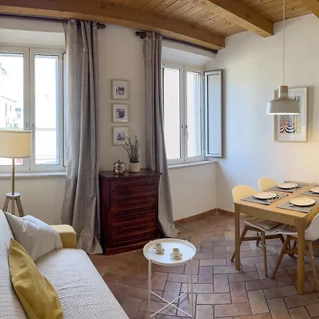Appartement Dans Agreable Maison De Centre Historique De Rimini